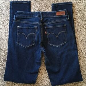 Levi's Women's Skinny Jeans in Dark Blue Denim